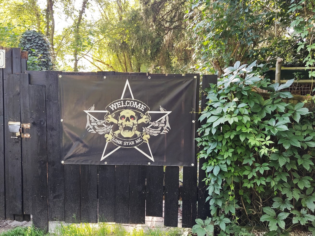 Eggarten-Rocker in der Marderstraße